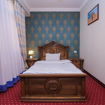 Dendi Plaza Hotel Bucara Exterior foto