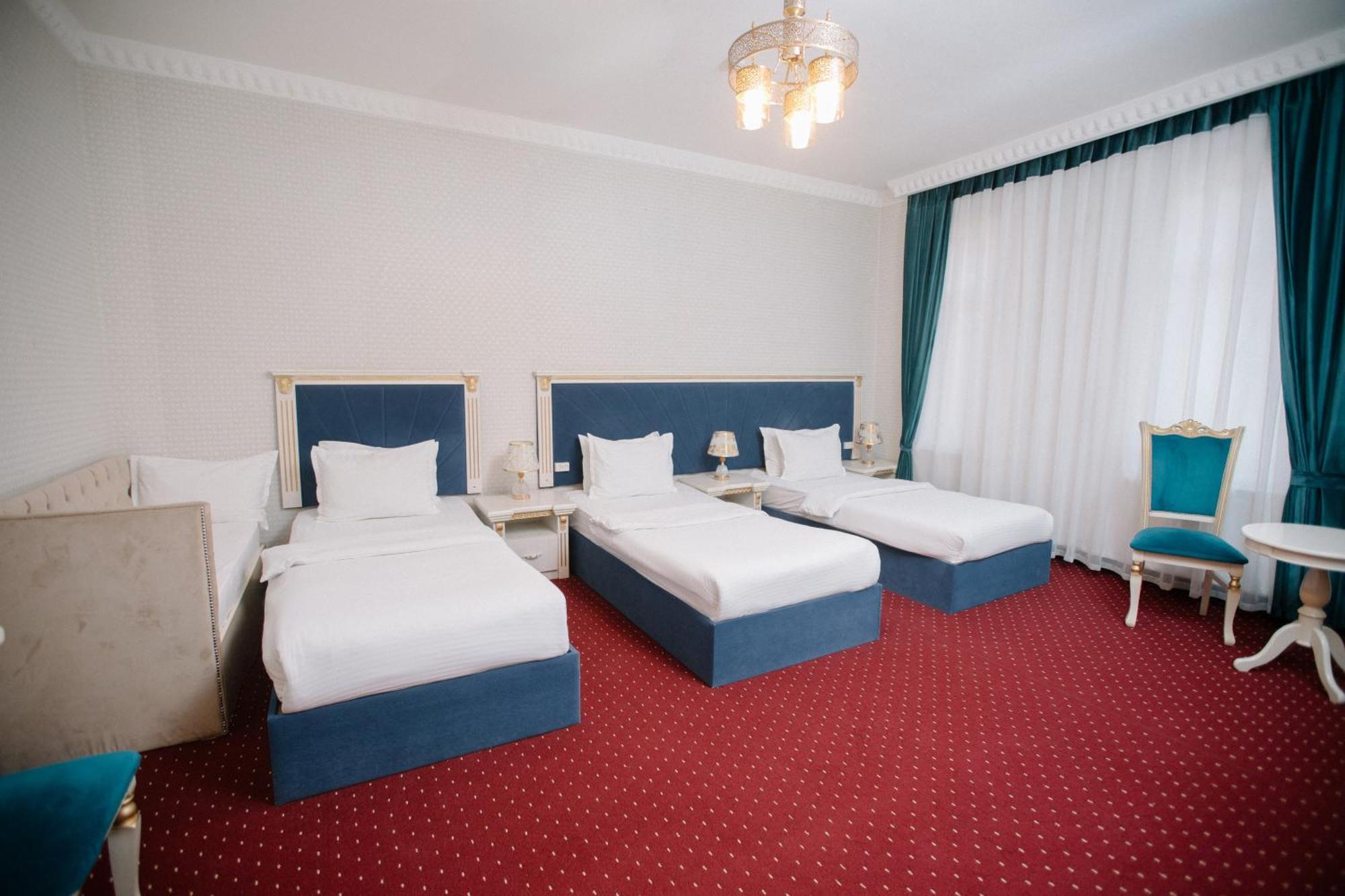 Dendi Plaza Hotel Bucara Exterior foto