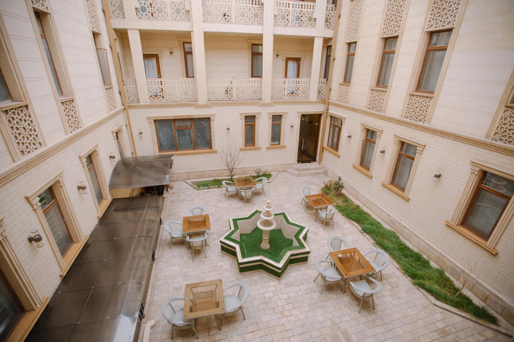 Dendi Plaza Hotel Bucara Exterior foto