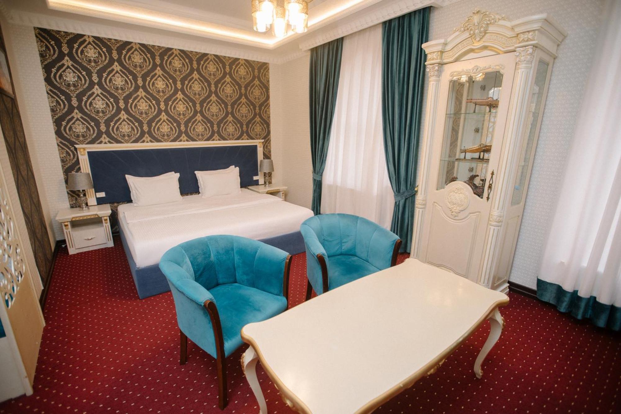 Dendi Plaza Hotel Bucara Exterior foto