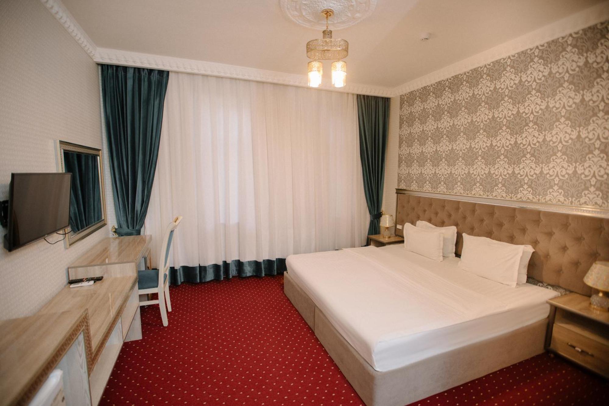 Dendi Plaza Hotel Bucara Exterior foto